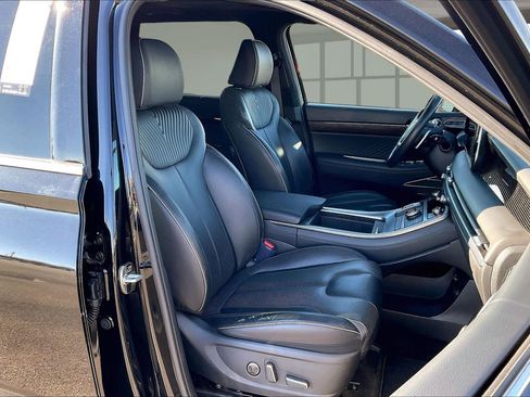 Used 2024 Hyundai Palisade Calligraphy image 30