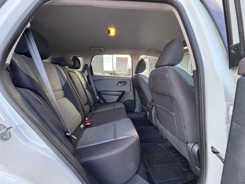 Used 2021 Nissan Rogue SV AWD/4WD image 20