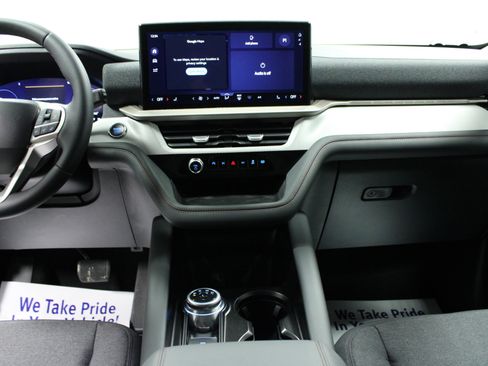 New 2026 Ford Explorer Active image 19