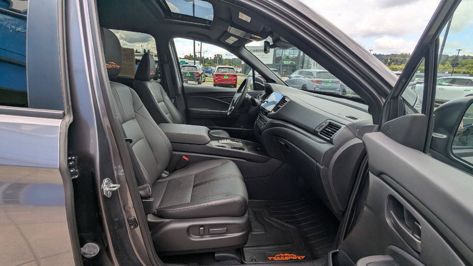 Used 2024 Honda Ridgeline TrailSport image 16
