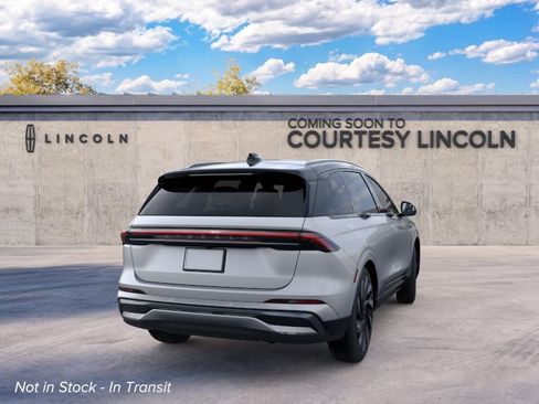 New 2026 Lincoln Nautilus Reserve w/ Jet Appearance Package AWD/4WD image 8