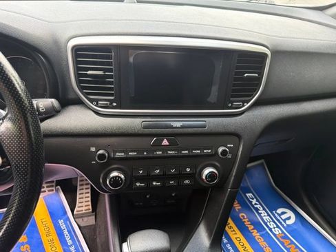 Used 2020 Kia Sportage S w/ S Sunroof Package AWD/4WD image 16