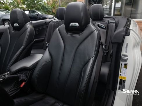 Used 2017 BMW M4 Convertible image 35