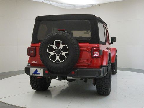 Used 2021 Jeep Wrangler Unlimited Rubicon image 6