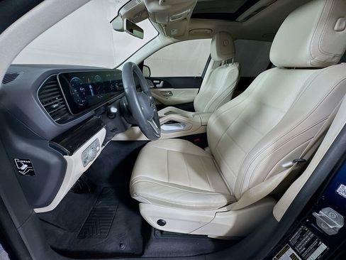 Used 2020 Mercedes-Benz GLE 350 w/ Premium Package image 23