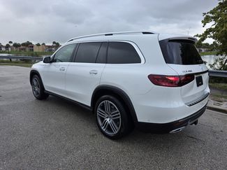 Used 2024 Mercedes-Benz GLS 450 4MATIC video 2