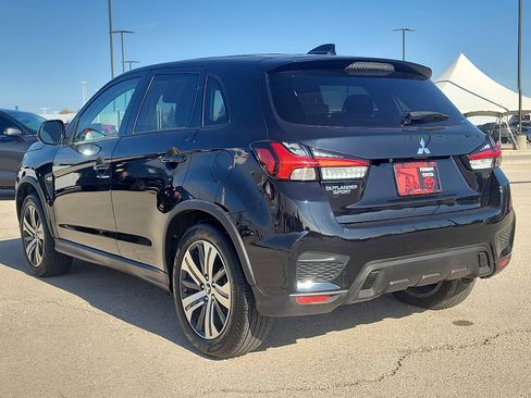 Used 2024 Mitsubishi Outlander Sport ES image 3