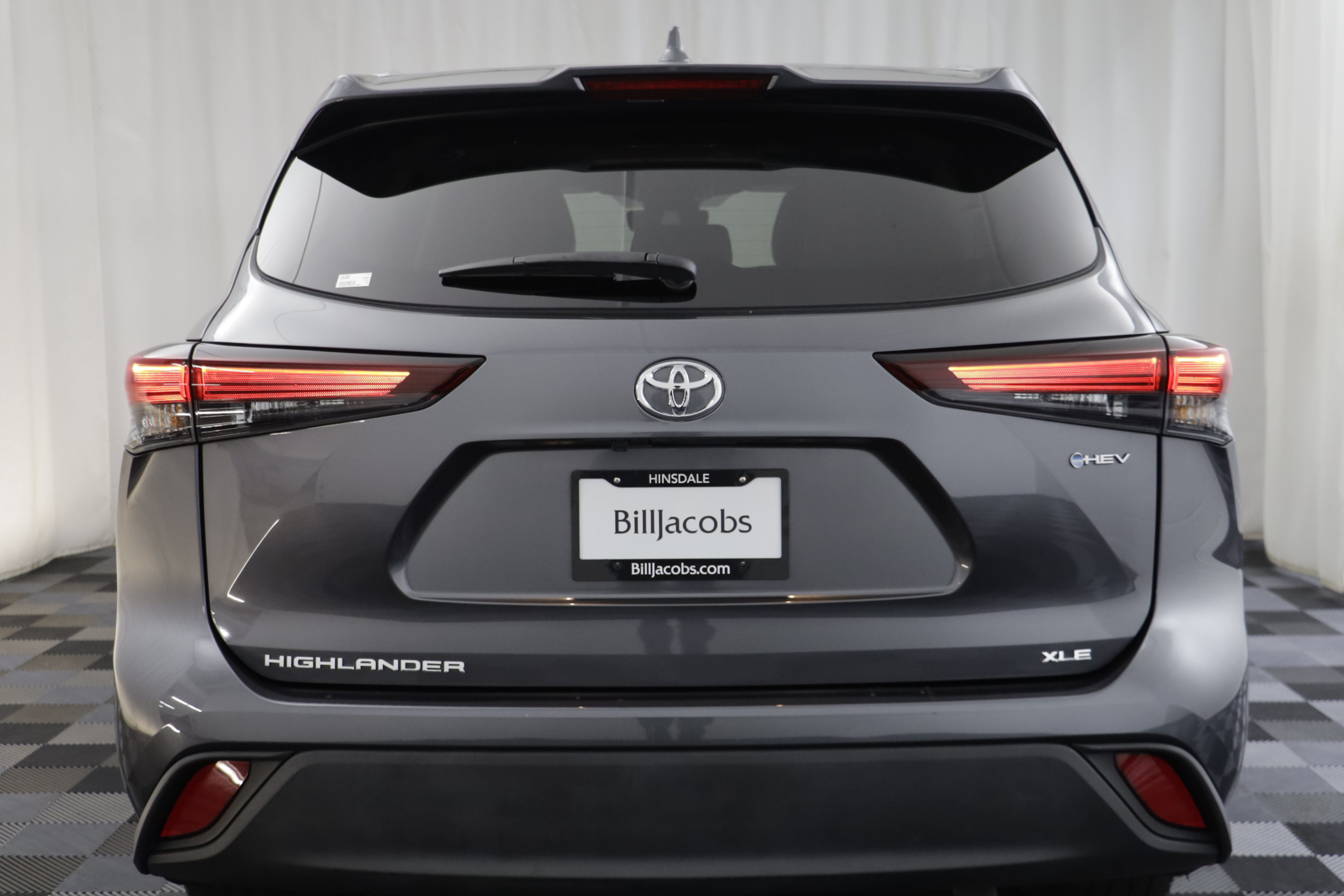 Used 2025 Toyota Highlander XLE AWD/4WD image 17