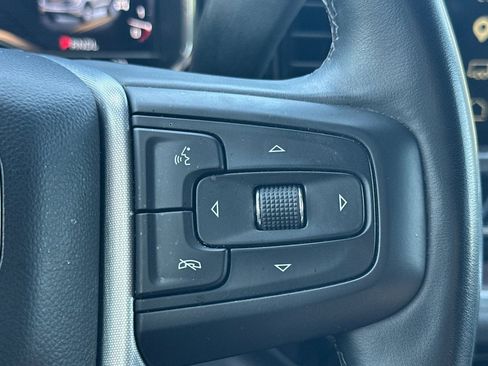 Used 2025 GMC Sierra 1500 SLT AWD/4WD image 36