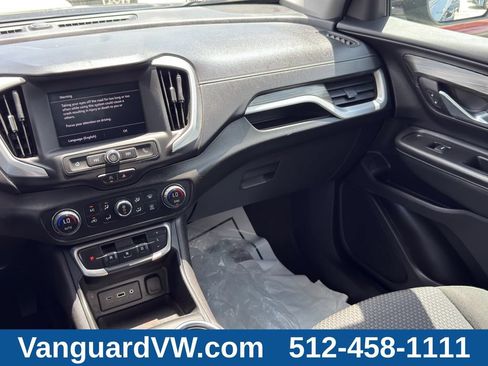 Used 2024 GMC Terrain SLE w/ Driver Convenience Package FWD image 27