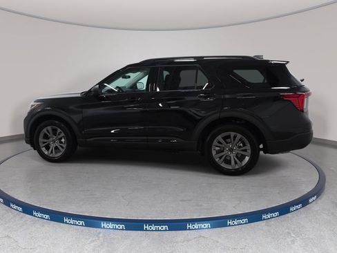 Used 2026 Ford Explorer Active w/ Active Comfort Package AWD/4WD image 9