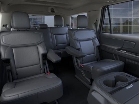 New 2026 Ford Expedition Active AWD/4WD image 11