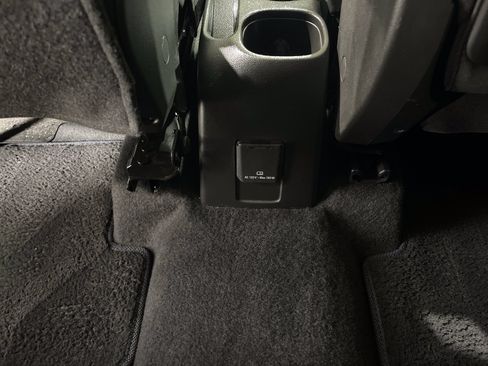 Used 2021 Chevrolet Trax LT w/ Driver Confidence Package AWD/4WD image 14