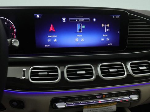 New 2026 Mercedes-Benz GLS 450 4MATIC image 5