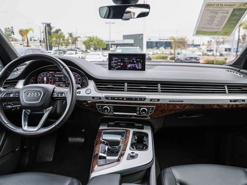 Used 2019 Audi Q7 2.0T Premium Plus w/ Premium Plus Package image 2