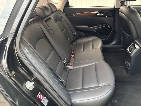 Used 2017 Kia Cadenza Premium w/ Luxury Package image 34