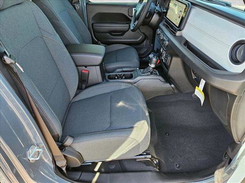 New 2026 Jeep Wrangler Unlimited Sport AWD/4WD image 17