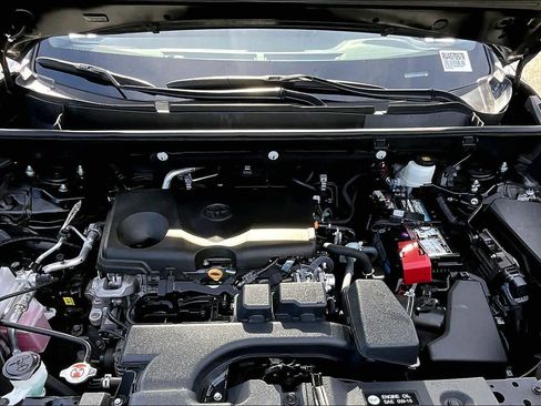 Certified 2024 Toyota RAV4 LE image 31