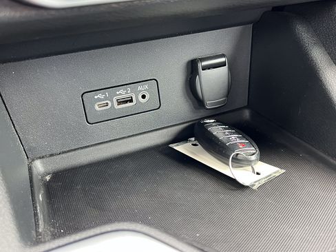 Used 2021 Nissan Sentra SV FWD image 20