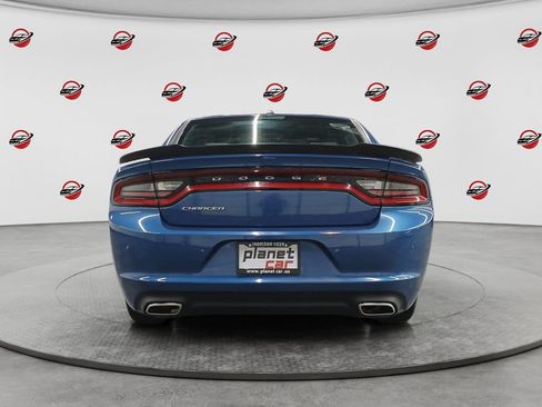 Used 2022 Dodge Charger SXT w/ Leather Interior Group RWD image 4