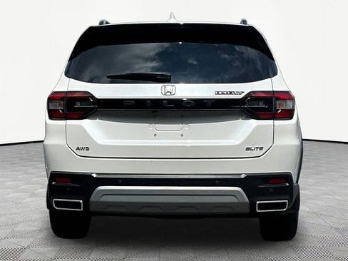 Used 2023 Honda Pilot Elite image 5