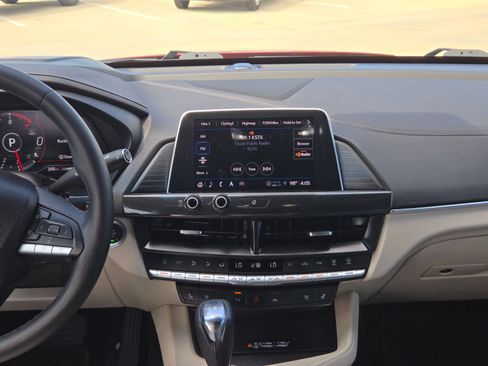 Used 2022 Cadillac CT4 Premium Luxury RWD image 16