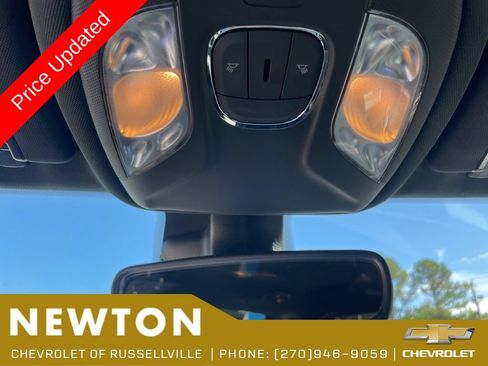 Used 2022 Jeep Compass Latitude AWD/4WD image 17