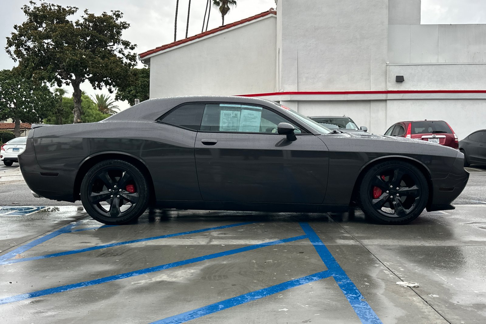 Used 2013 Dodge Challenger R/T w/ Blacktop Pkg RWD image 3