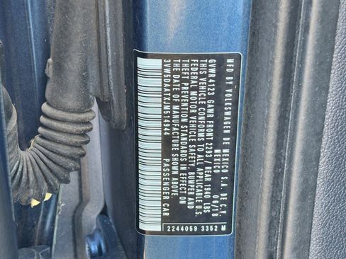 Used 2018 Volkswagen Beetle 2.0T S image 29