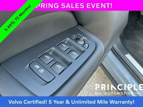 Certified 2023 Volvo XC60 B5 Ultimate w/ Protection Package Premier image 27
