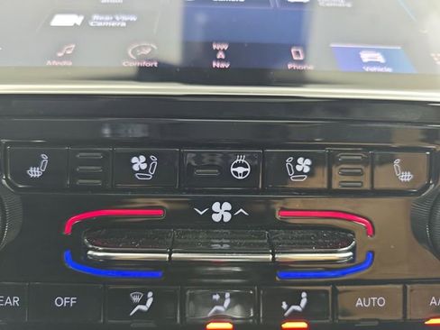 Used 2022 Jeep Grand Cherokee Summit w/ Advanced Protech Group IV image 35