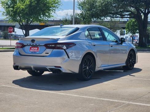 Used 2024 Toyota Camry XSE FWD image 3