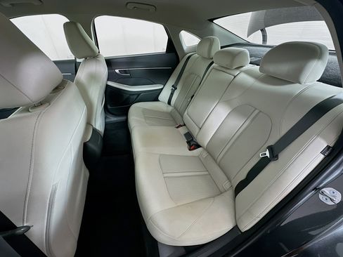 Used 2025 Hyundai Sonata SEL FWD image 26