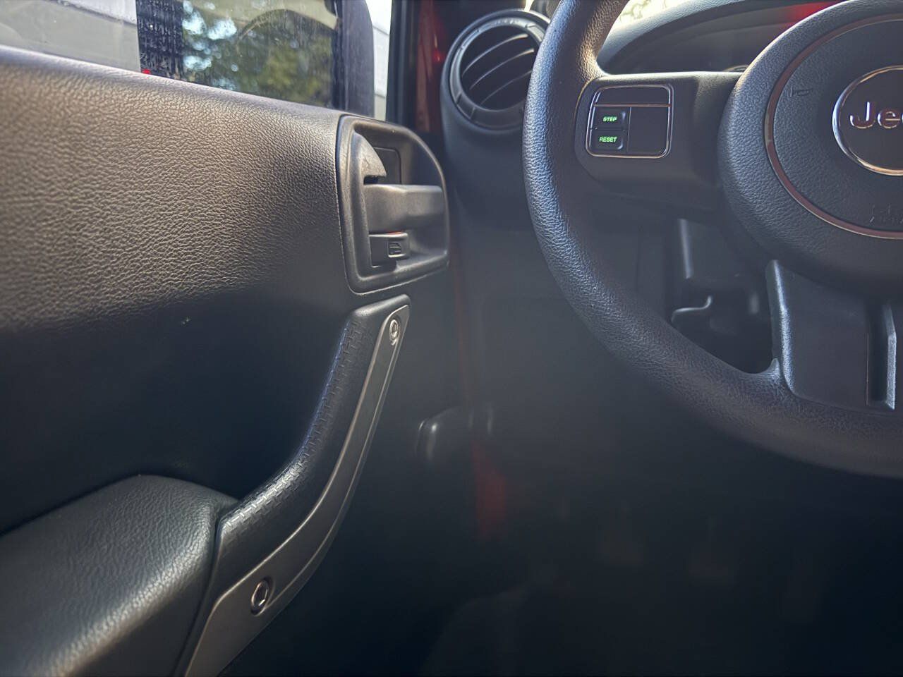 Used 2011 Jeep Wrangler Sport AWD/4WD image 29