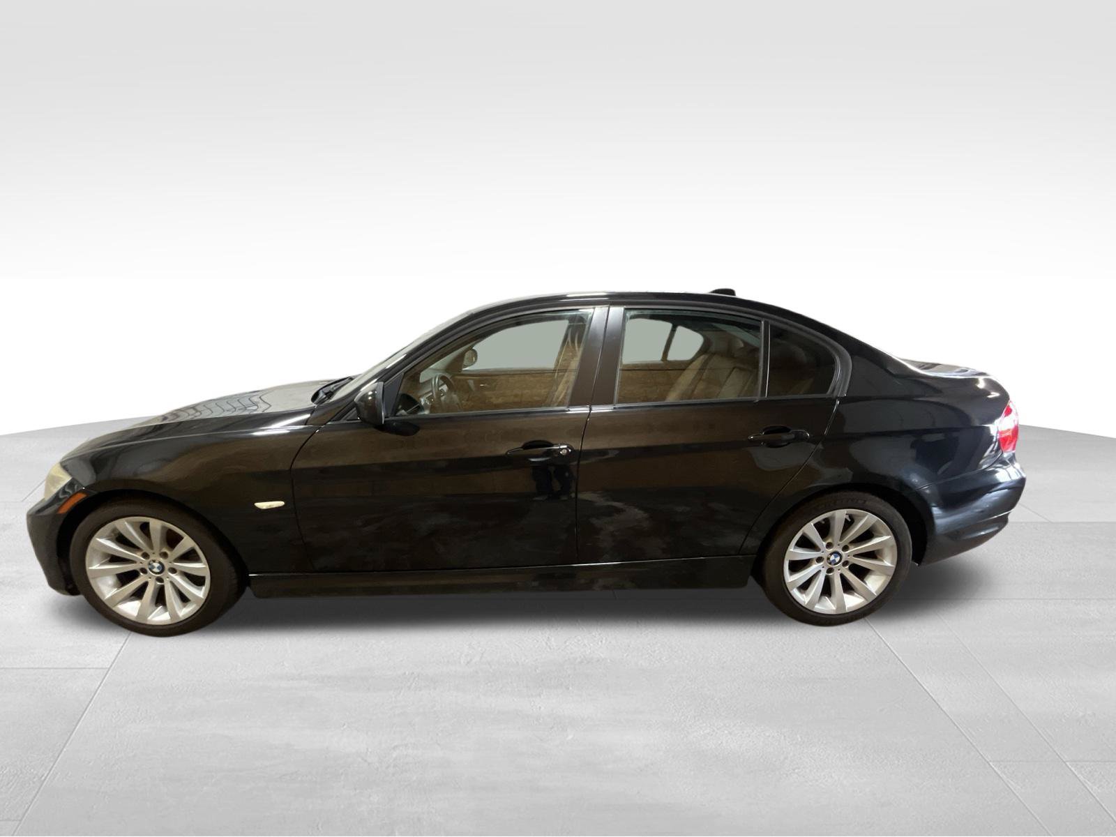 Used 2009 BMW 328i Sedan RWD image 8