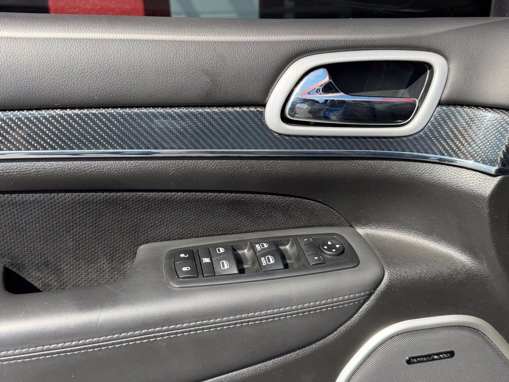 Used 2020 Jeep Grand Cherokee SRT AWD/4WD image 17