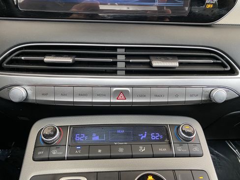 Used 2022 Hyundai Palisade SEL w/ 8P Bench Seat Package AWD/4WD image 34
