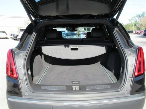 Certified 2025 Cadillac XT5 Premium Luxury image 34