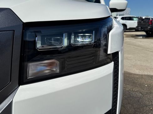 New 2026 Nissan Frontier SV w/ All-Weather Content Package image 9