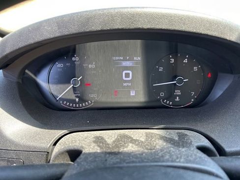 Used 2023 RAM ProMaster 2500 w/ Black Appearance Package FWD image 27