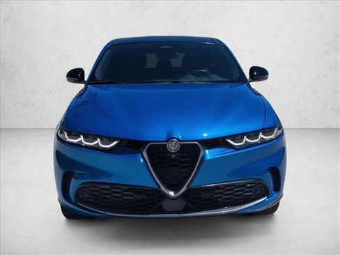Used 2024 Alfa Romeo Tonale Ti w/ Active Assist Package AWD/4WD image 2