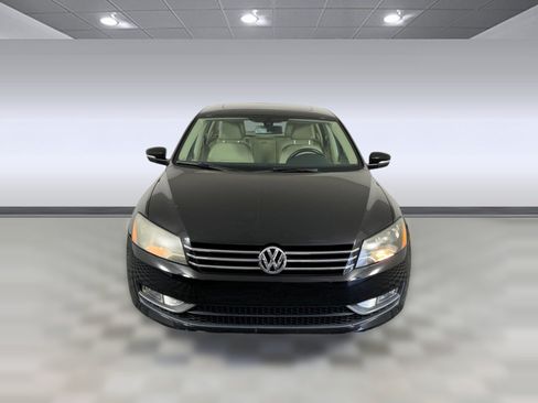 Used 2015 Volkswagen Passat 1.8T SE FWD image 6