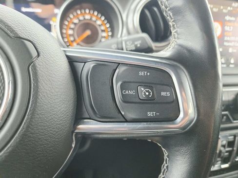 Certified 2021 Jeep Wrangler Unlimited Sahara AWD/4WD image 25