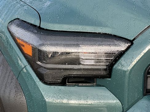 Used 2025 Toyota 4Runner TRD Off-Road Premium image 48