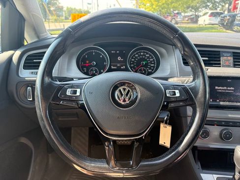 Used 2015 Volkswagen Golf TDI S FWD image 10