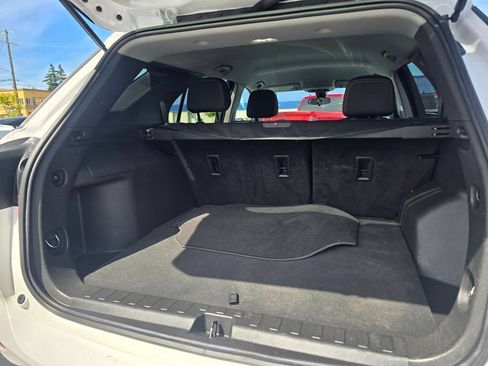 Used 2022 Chevrolet Equinox LT AWD/4WD image 19