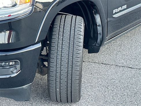 Used 2019 RAM 1500 Limited w/ Advanced Safety Group image 25