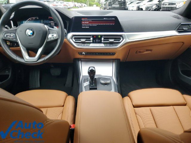 Used 2022 BMW 330i Sedan w/ Driving Assistance Package RWD image 14
