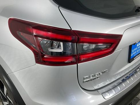 Used 2020 Nissan Rogue Sport SL w/ Premium Package AWD/4WD image 18