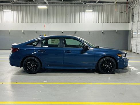 New 2026 Honda Civic Sport image 17